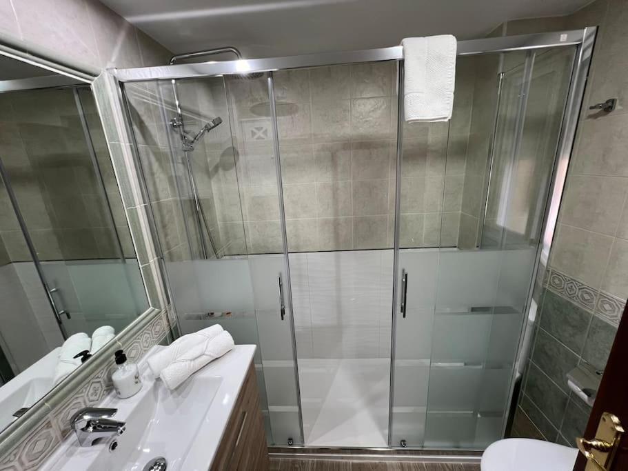 Piso En Linares Zona Centro Con Parking Gratis Apartman Kültér fotó